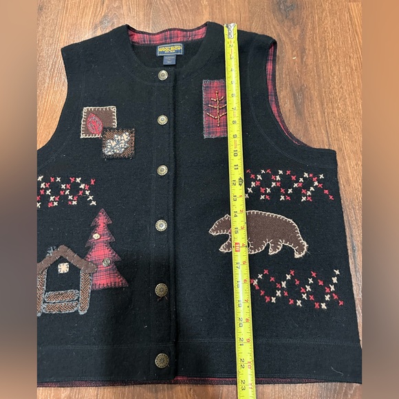 Woolrich Vest cardigan Bear Leaf Tree Applique Grannycore Cottagecore Black M - Picture 3 of 7